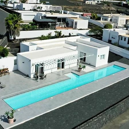 Вилла Casa Conil With A Private 25 Meter Heated Pool Экстерьер фото
