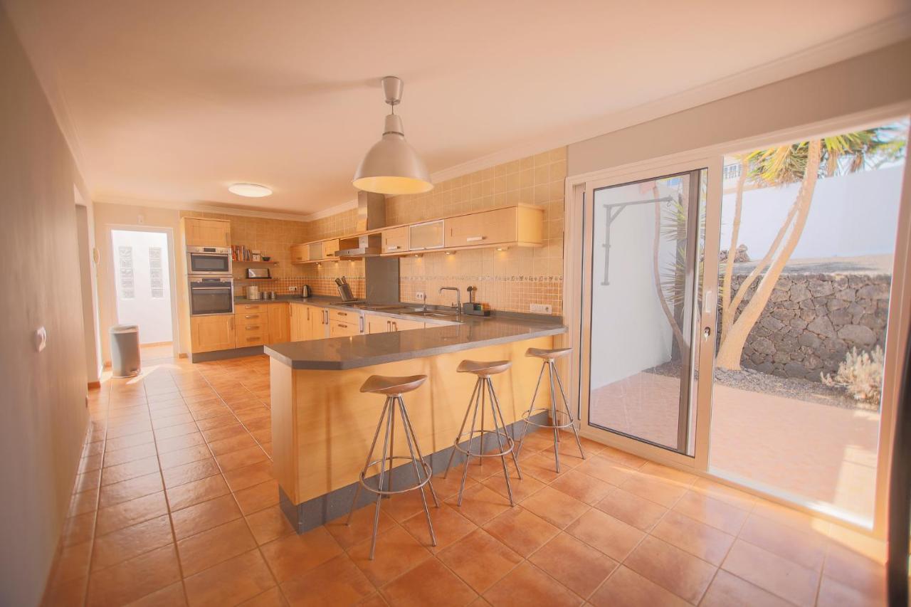 Вилла Casa Conil With A Private 25 Meter Heated Pool Экстерьер фото